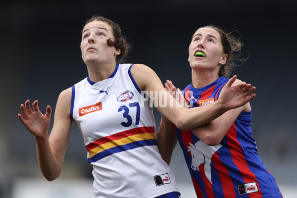 Coates League Girls 2024 Grand Final - Oakleigh Chargers v Eastern Ranges - A-54179974