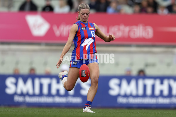 Coates League Girls 2024 Grand Final - Oakleigh Chargers v Eastern Ranges - A-54179976