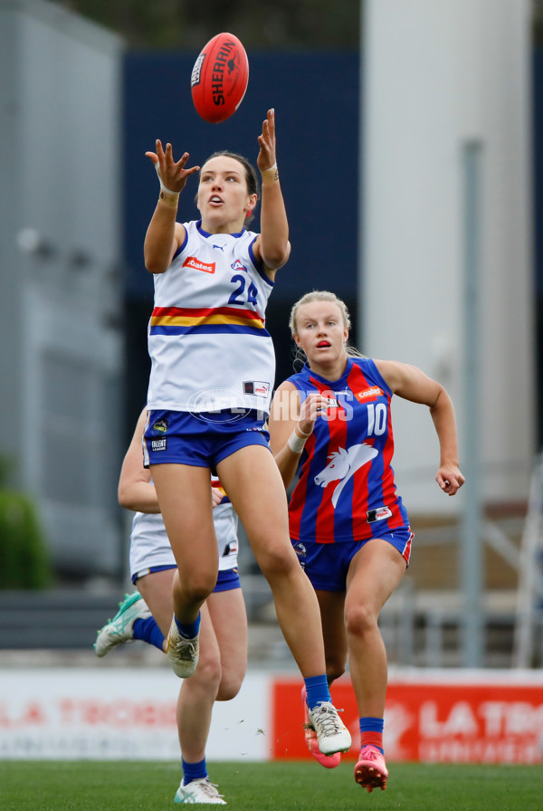 Coates League Girls 2024 Grand Final - Oakleigh Chargers v Eastern Ranges - A-54180027