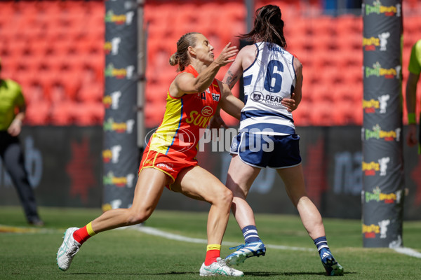 AFLW 2024 Round 04 - Gold Coast v Geelong - A-54182124