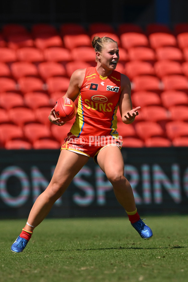 AFLW 2024 Round 04 - Gold Coast v Geelong - A-54182302