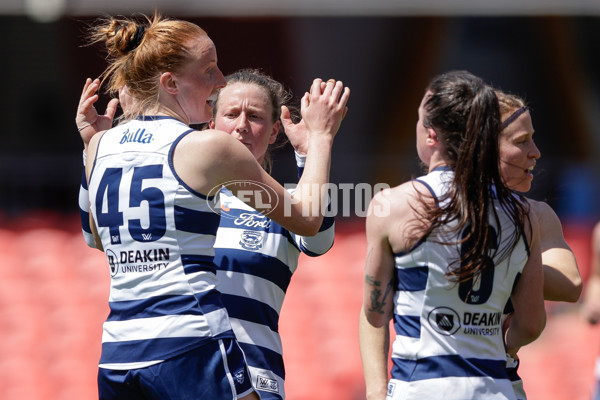 AFLW 2024 Round 04 - Gold Coast v Geelong - A-54182322