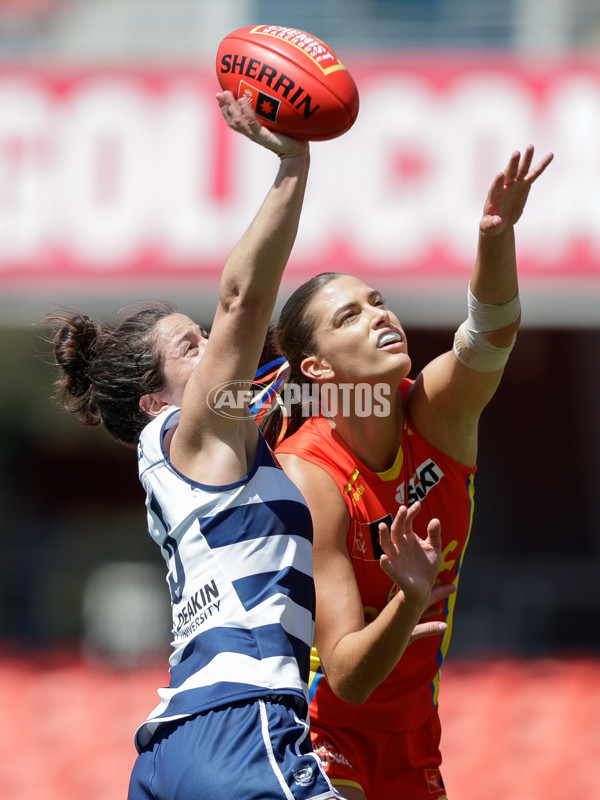 AFLW 2024 Round 04 - Gold Coast v Geelong - A-54182349