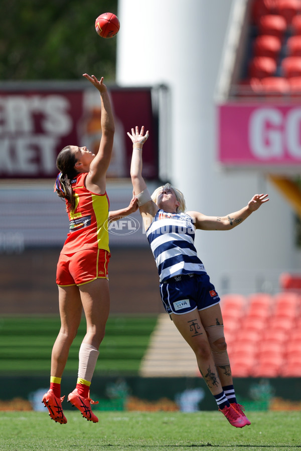 AFLW 2024 Round 04 - Gold Coast v Geelong - A-54185251