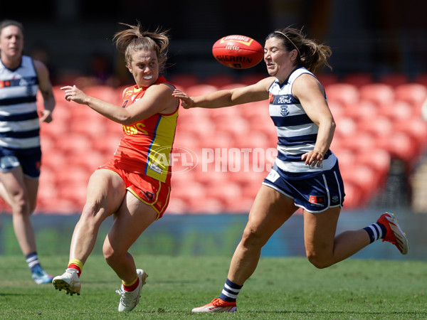 AFLW 2024 Round 04 - Gold Coast v Geelong - A-54187518