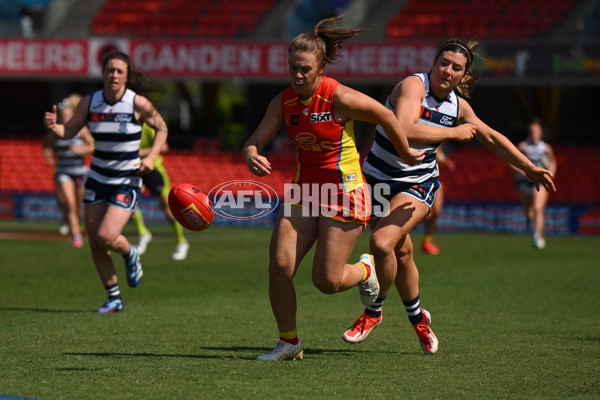 AFLW 2024 Round 04 - Gold Coast v Geelong - A-54190353