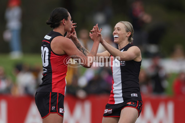 AFLW 2024 Round 04 - St Kilda v Hawthorn - A-54190383