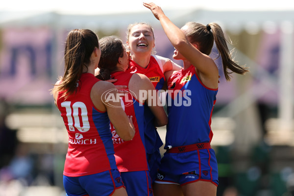 AFLW 2024 Round 04 - Fremantle v Melbourne - A-54192765