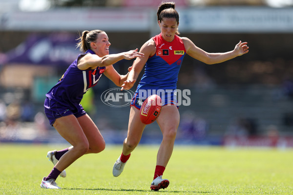 AFLW 2024 Round 04 - Fremantle v Melbourne - A-54192775