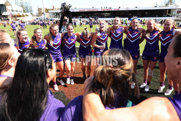 AFLW 2024 Round 04 - Fremantle v Melbourne - A-54198396