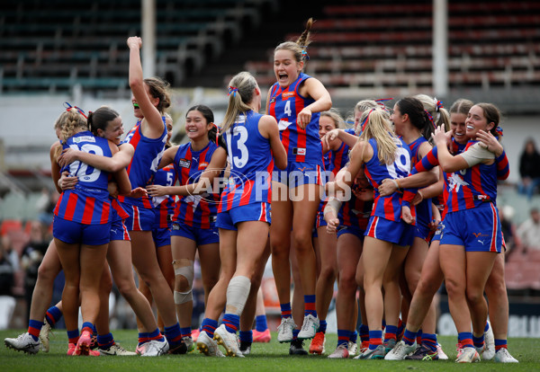 Coates League Girls 2024 Grand Final - Oakleigh Chargers v Eastern Ranges - A-54202461