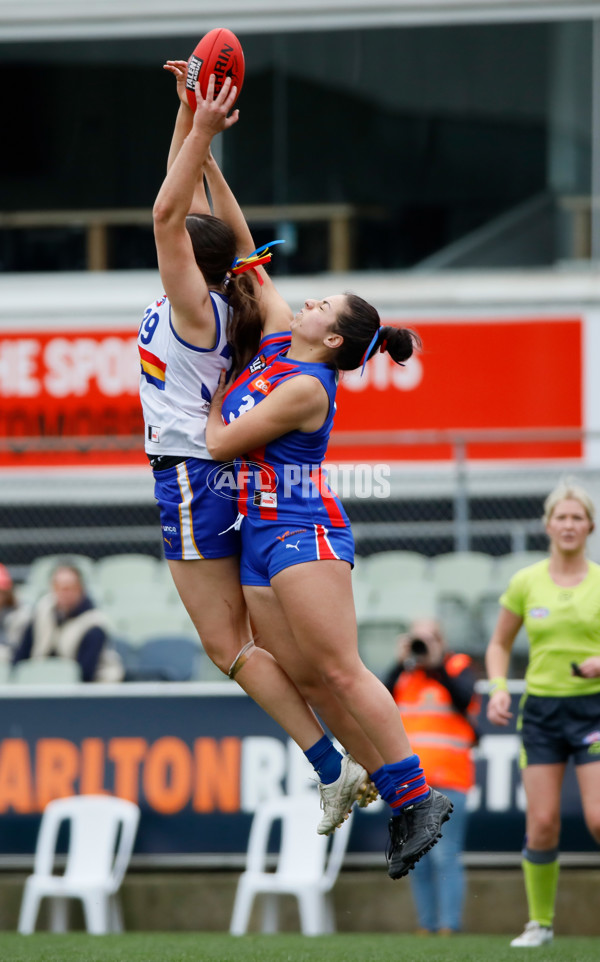 Coates League Girls 2024 Grand Final - Oakleigh Chargers v Eastern Ranges - A-54202472