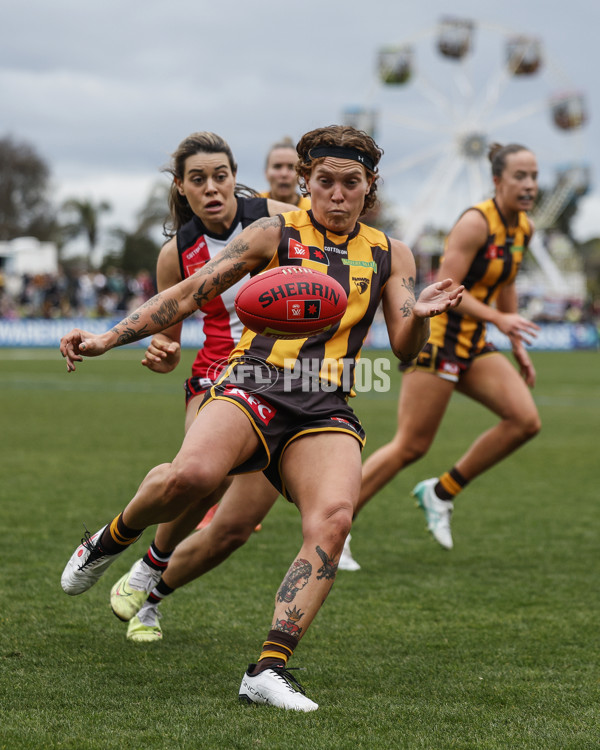 AFLW 2024 Round 04 - St Kilda v Hawthorn - A-54208292