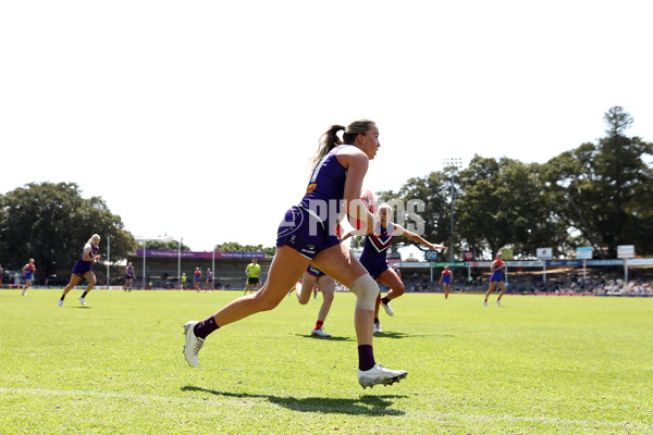 AFLW 2024 Round 04 - Fremantle v Melbourne - A-54210672