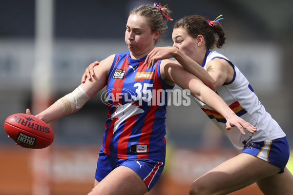 Coates League Girls 2024 Grand Final - Oakleigh Chargers v Eastern Ranges - A-54213547