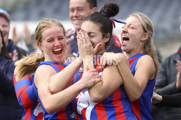 Coates League Girls 2024 Grand Final - Oakleigh Chargers v Eastern Ranges - A-54213721