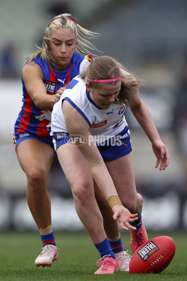 Coates League Girls 2024 Grand Final - Oakleigh Chargers v Eastern Ranges - A-54213728