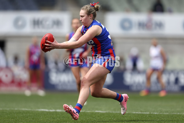 Coates League Girls 2024 Grand Final - Oakleigh Chargers v Eastern Ranges - A-54213742