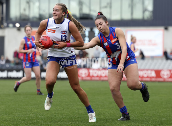 Coates League Girls 2024 Grand Final - Oakleigh Chargers v Eastern Ranges - A-54216110