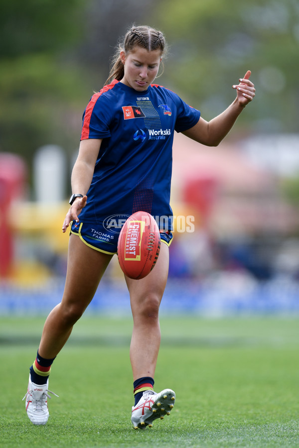 AFLW 2024 Round 04 - Adelaide v Essendon - A-54228312