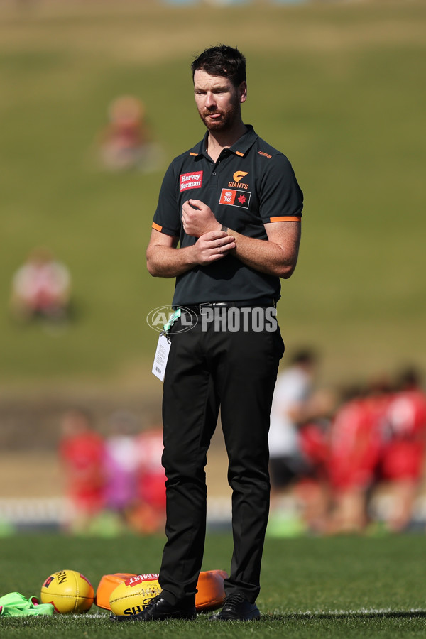 AFLW 2024 Round 04 - Sydney v GWS - A-54236296