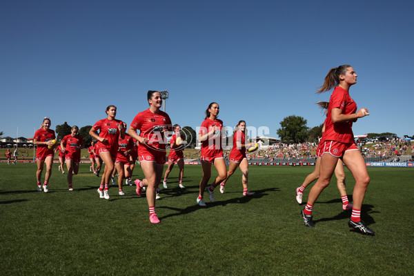 AFLW 2024 Round 04 - Sydney v GWS - A-54236308