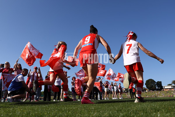 AFLW 2024 Round 04 - Sydney v GWS - A-54236311