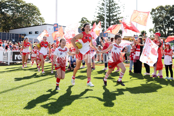 AFLW 2024 Round 04 - Sydney v GWS - A-54236326