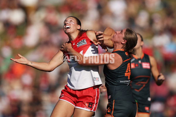 AFLW 2024 Round 04 - Sydney v GWS - A-54236942