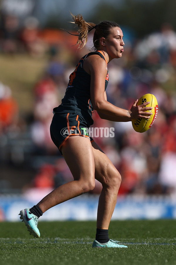 AFLW 2024 Round 04 - Sydney v GWS - A-54239124