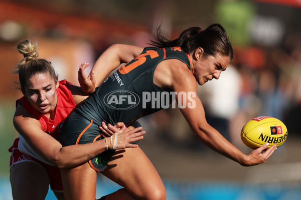 AFLW 2024 Round 04 - Sydney v GWS - A-54239146