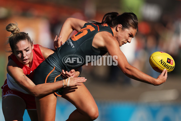 AFLW 2024 Round 04 - Sydney v GWS - A-54239150