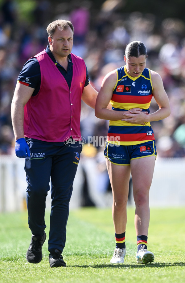 AFLW 2024 Round 04 - Adelaide v Essendon - A-54239156