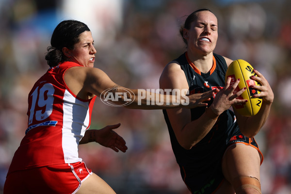 AFLW 2024 Round 04 - Sydney v GWS - A-54239737