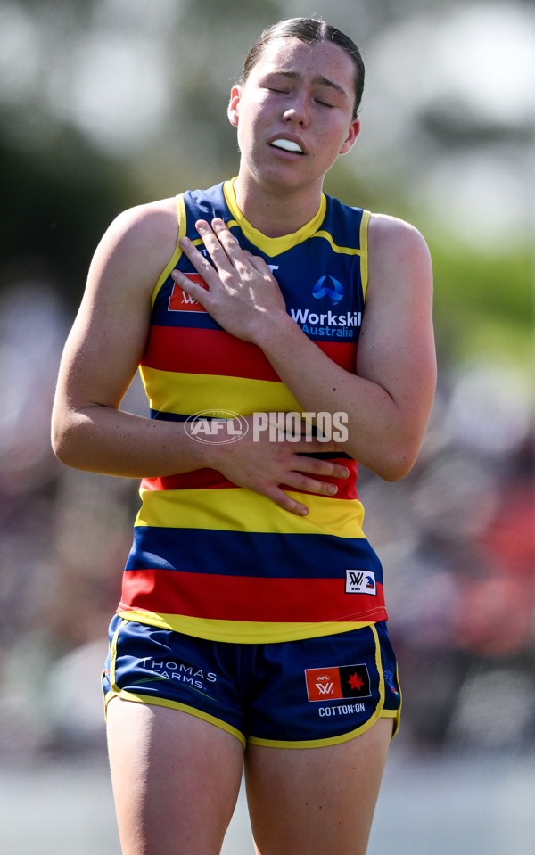 AFLW 2024 Round 04 - Adelaide v Essendon - A-54239743