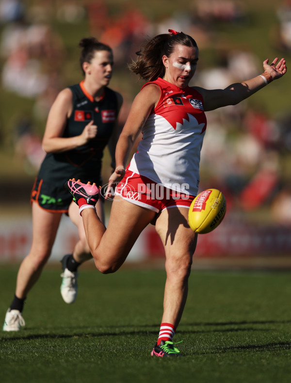 AFLW 2024 Round 04 - Sydney v GWS - A-54239801