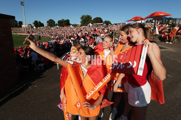 AFLW 2024 Round 04 - Sydney v GWS - A-54242326