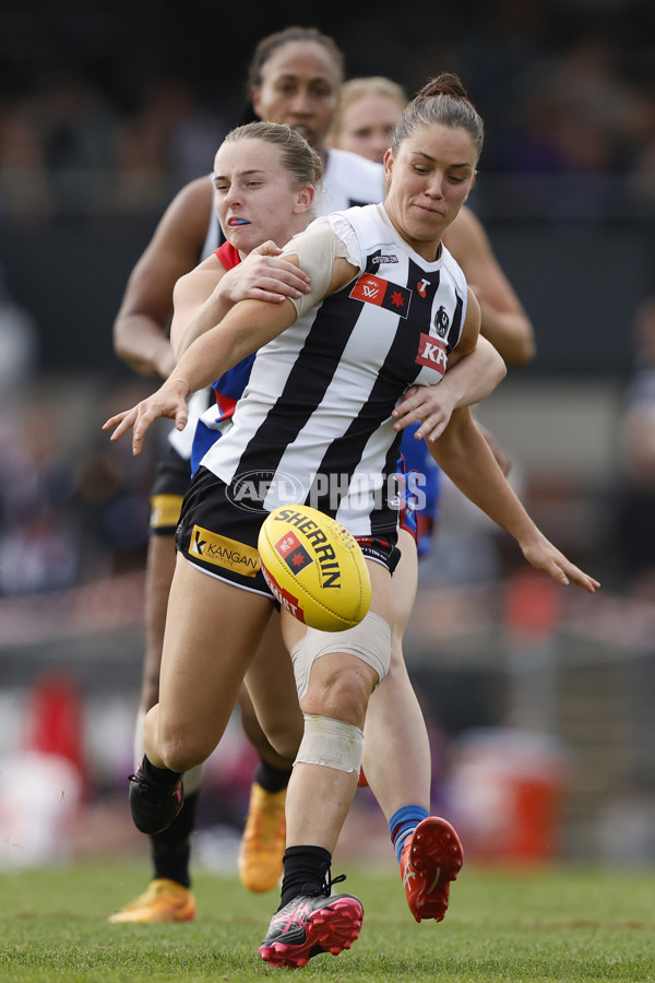 AFLW 2024 Round 04 - Collingwood v Western Bulldogs - A-54242329