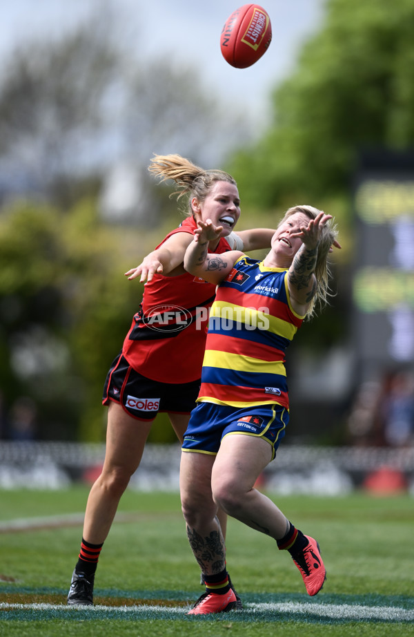 AFLW 2024 Round 04 - Adelaide v Essendon - A-54244544