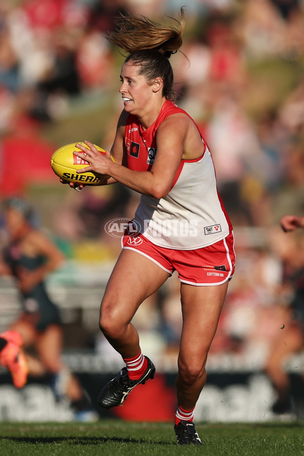 AFLW 2024 Round 04 - Sydney v GWS - A-54247121