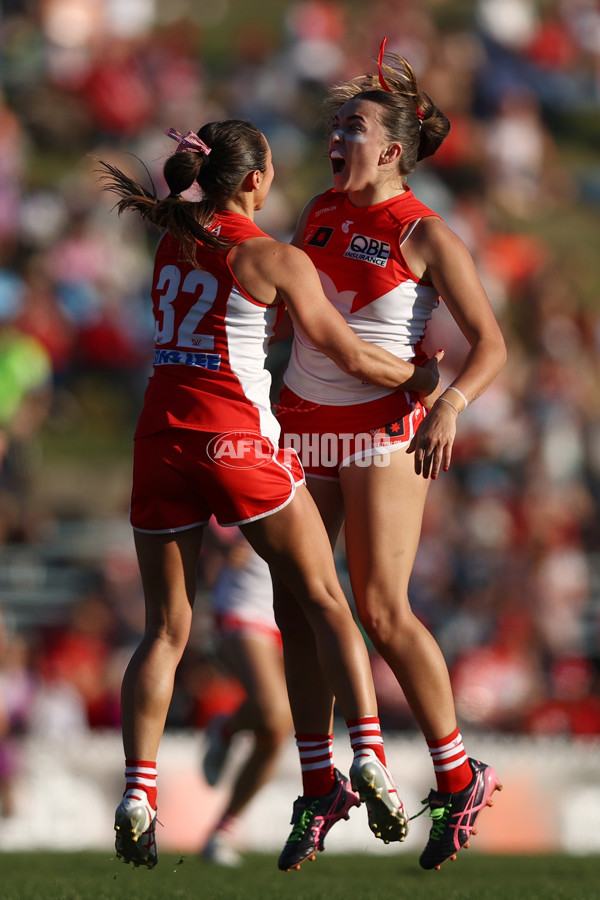 AFLW 2024 Round 04 - Sydney v GWS - A-54247808