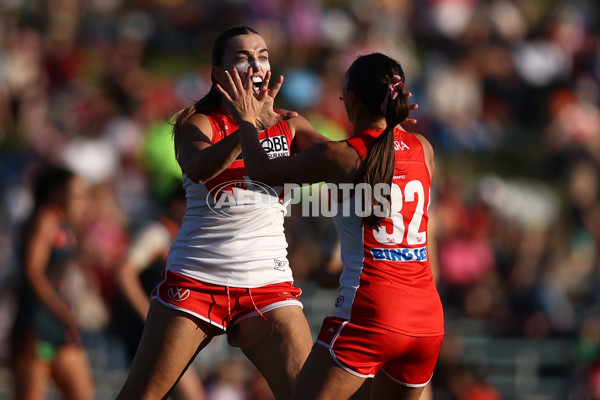 AFLW 2024 Round 04 - Sydney v GWS - A-54247809