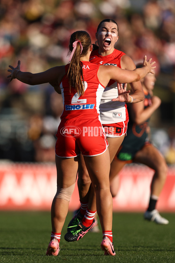 AFLW 2024 Round 04 - Sydney v GWS - A-54247859