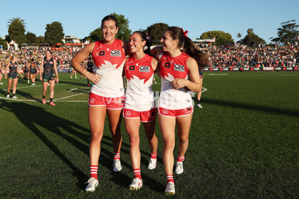 AFLW 2024 Round 04 - Sydney v GWS - A-54247878