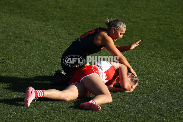 AFLW 2024 Round 04 - Sydney v GWS - A-54250045