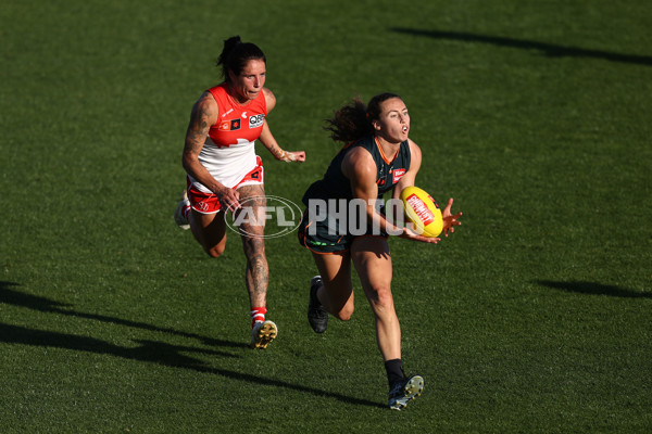 AFLW 2024 Round 04 - Sydney v GWS - A-54250355