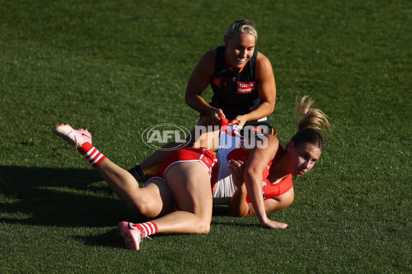 AFLW 2024 Round 04 - Sydney v GWS - A-54250363