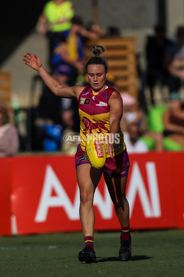 AFLW 2024 Round 04 - West Coast v Brisbane - A-54255525