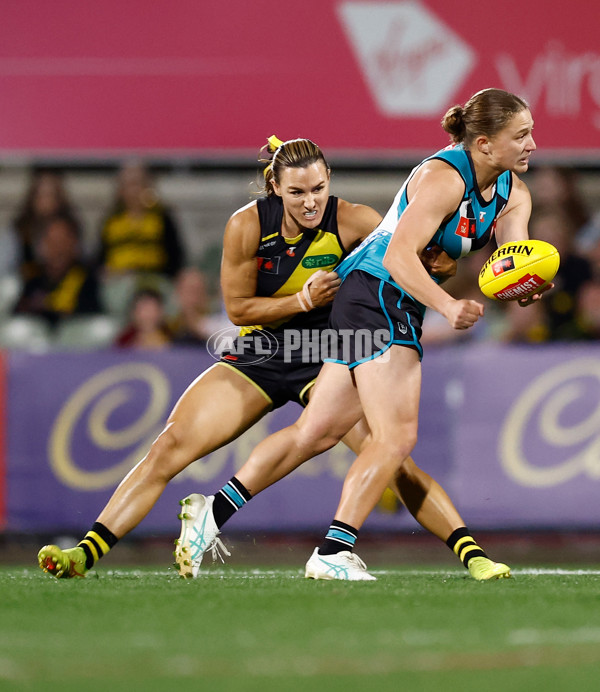 AFLW 2024 Round 05 - Richmond v Port Adelaide - A-54320349
