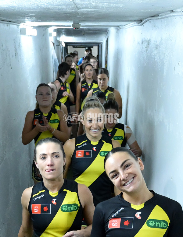 AFLW 2024 Round 05 - Richmond v Port Adelaide - A-54320354